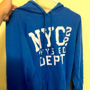 Blue Women's NYC sweatshirt